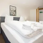 Welcome In - Groepsaccommodatie Met Terras En Berging Holiday home *