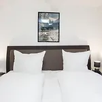 Welcome In - Groepsaccommodatie Met Terras En Berging Holiday home Winterberg