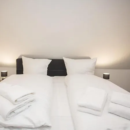 Welcome In - Groepsaccommodatie Met Terras En Berging 펜션