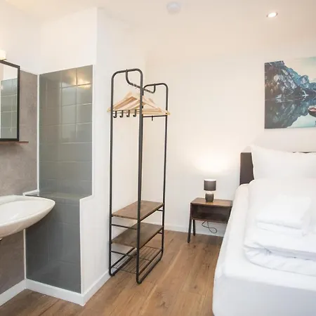 펜션 Welcome In - Groepsaccommodatie Met Terras En Berging *