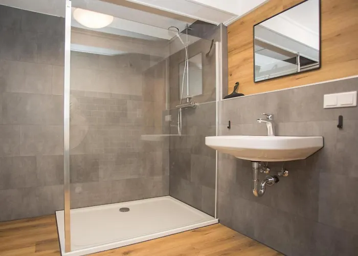 بيت للعطل Welcome In - Groepsaccommodatie Met Terras En Berging *